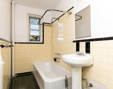 102 Albemarle Rd - Photo Thumbnail 7