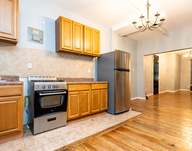 91 W 119th St - Photo Thumbnail 6