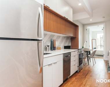250 Lenox Rd - Photo Thumbnail 1