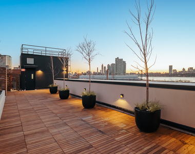 33 Franklin St - Photo Thumbnail 12