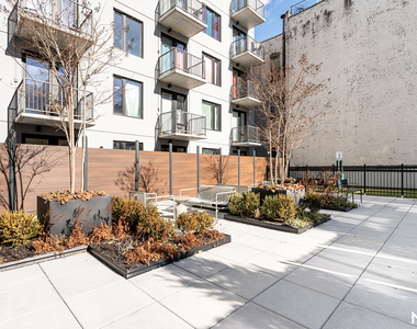 1499 Bedford Ave - Photo Thumbnail 10