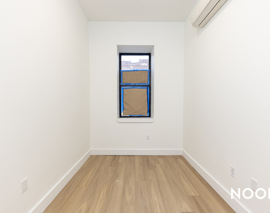 589 Knickerbocker Ave - Photo Thumbnail 7