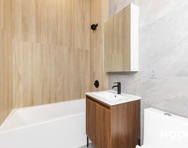 589 Knickerbocker Ave - Photo Thumbnail 11