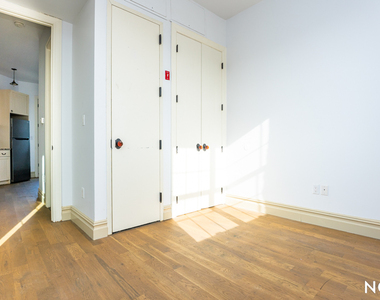 1359 Myrtle Ave  - Photo Thumbnail 17