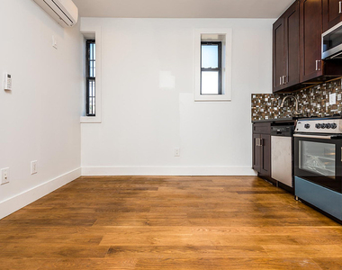 6702 60th St - Photo Thumbnail 9