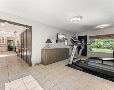 30 Lyndon Road - Photo Thumbnail 19