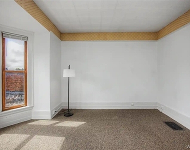 493 Delaware Avenue - Photo Thumbnail 11