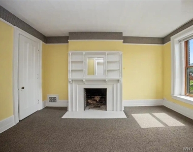 493 Delaware Avenue - Photo Thumbnail 7
