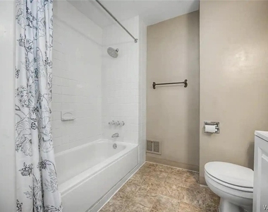 493 Delaware Avenue - Photo Thumbnail 20