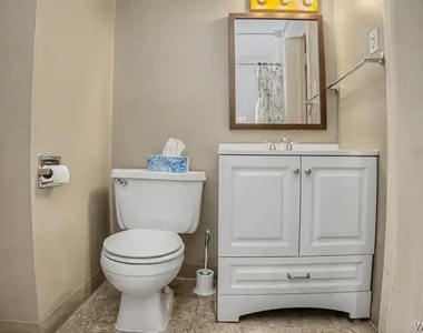 493 Delaware Avenue - Photo Thumbnail 37