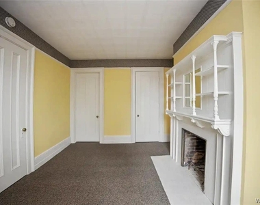 493 Delaware Avenue - Photo Thumbnail 9
