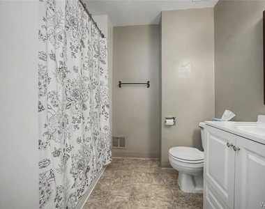 493 Delaware Avenue - Photo Thumbnail 21