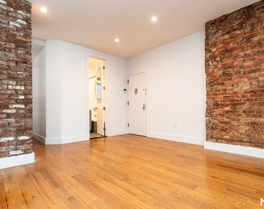 115 Carlton Ave - Photo Thumbnail 6