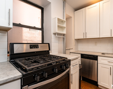 115 Carlton Ave - Photo Thumbnail 4