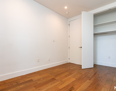 115 Carlton Ave - Photo Thumbnail 17