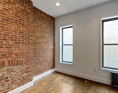 1047 Bedford Ave - Photo Thumbnail 4