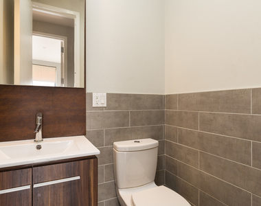 615 Gates Ave - Photo Thumbnail 3