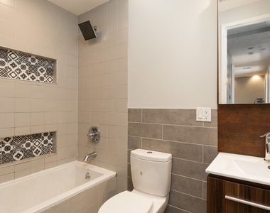 615 Gates Ave - Photo Thumbnail 8