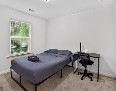 865 Society Circle Sw - Photo Thumbnail 15