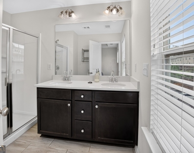 865 Society Circle Sw - Photo Thumbnail 13