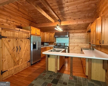 2405 Mountain Road - Photo Thumbnail 5