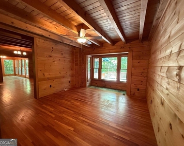2405 Mountain Road - Photo Thumbnail 9
