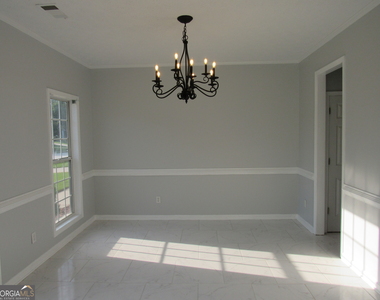 305 Sunderland Circle - Photo Thumbnail 16