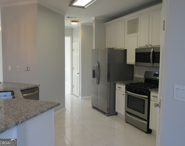 305 Sunderland Circle - Photo Thumbnail 9