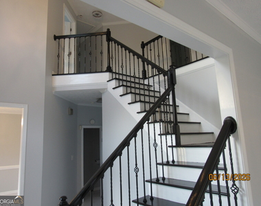 305 Sunderland Circle - Photo Thumbnail 14