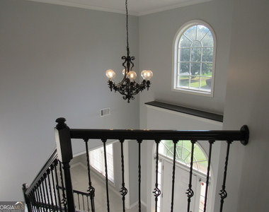 305 Sunderland Circle - Photo Thumbnail 38