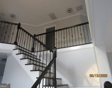 305 Sunderland Circle - Photo Thumbnail 15