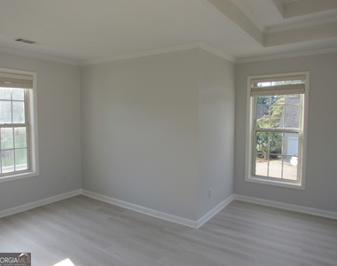 305 Sunderland Circle - Photo Thumbnail 19