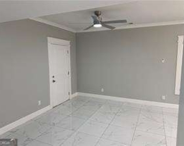 3800 Raiders Ridge Drive - Photo Thumbnail 5