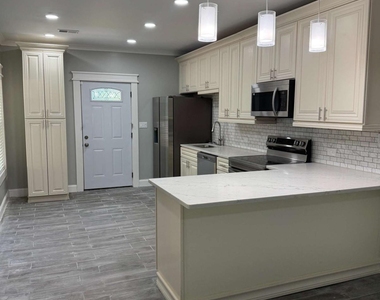 3800 Raiders Ridge Drive - Photo Thumbnail 1