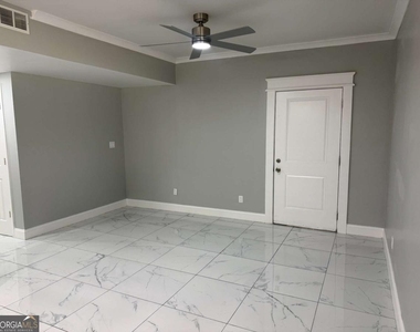 3800 Raiders Ridge Drive - Photo Thumbnail 4