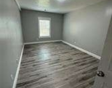 3800 Raiders Ridge Drive - Photo Thumbnail 10