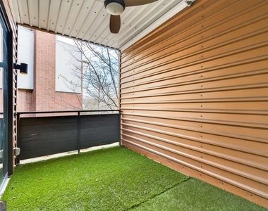972 Dekalb Avenue Ne - Photo Thumbnail 9