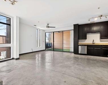 972 Dekalb Avenue Ne - Photo Thumbnail 1