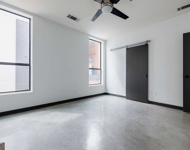 972 Dekalb Avenue Ne - Photo Thumbnail 15
