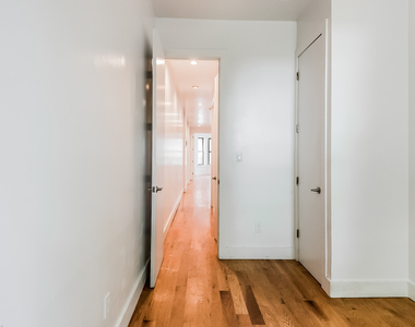 1141 Greene Ave - Photo Thumbnail 3