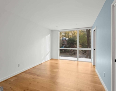 1936 Mclendon Avenue Ne - Photo Thumbnail 29