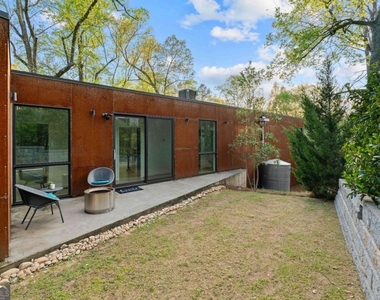 1936 Mclendon Avenue Ne - Photo Thumbnail 32