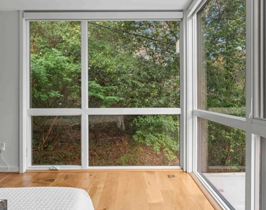 1936 Mclendon Avenue Ne - Photo Thumbnail 19