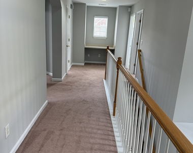 1667 Overview Circle - Photo Thumbnail 20