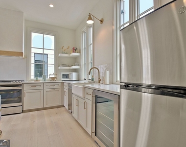 180 High Street - Photo Thumbnail 2