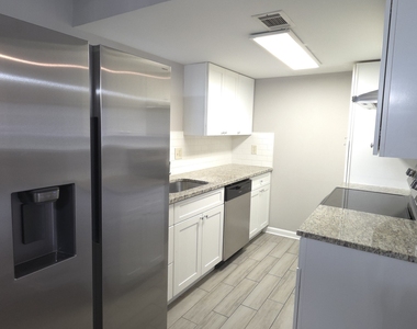 147 Northdale Place - Photo Thumbnail 6