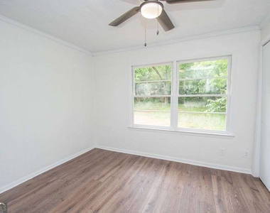 903 Georgia Avenue - Photo Thumbnail 15