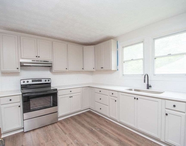 903 Georgia Avenue - Photo Thumbnail 8