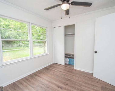 903 Georgia Avenue - Photo Thumbnail 16