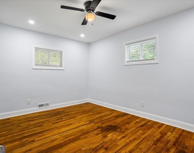 2223 Columbia Drive - Photo Thumbnail 20